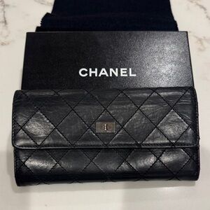 CHANEL Black Quilted Continental Wallet